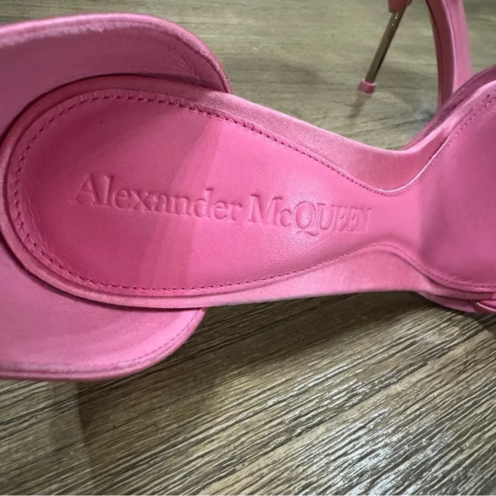 Alexander McQueen Stiletto Sandal Heels Pink Calf Leather Satin US 6.5‎ / 36.5